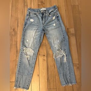 Mom jeans troué, marque: Garage, grandeur: 03